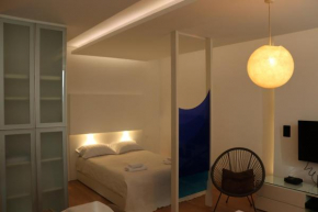 Moonlight Shadow Apartment